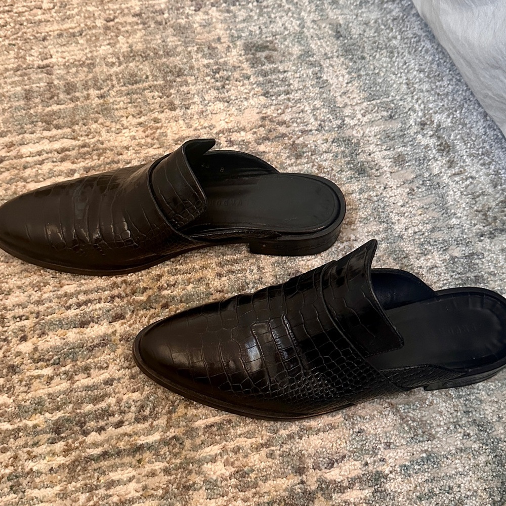 Black Freda Salvador Keen Mules size 8